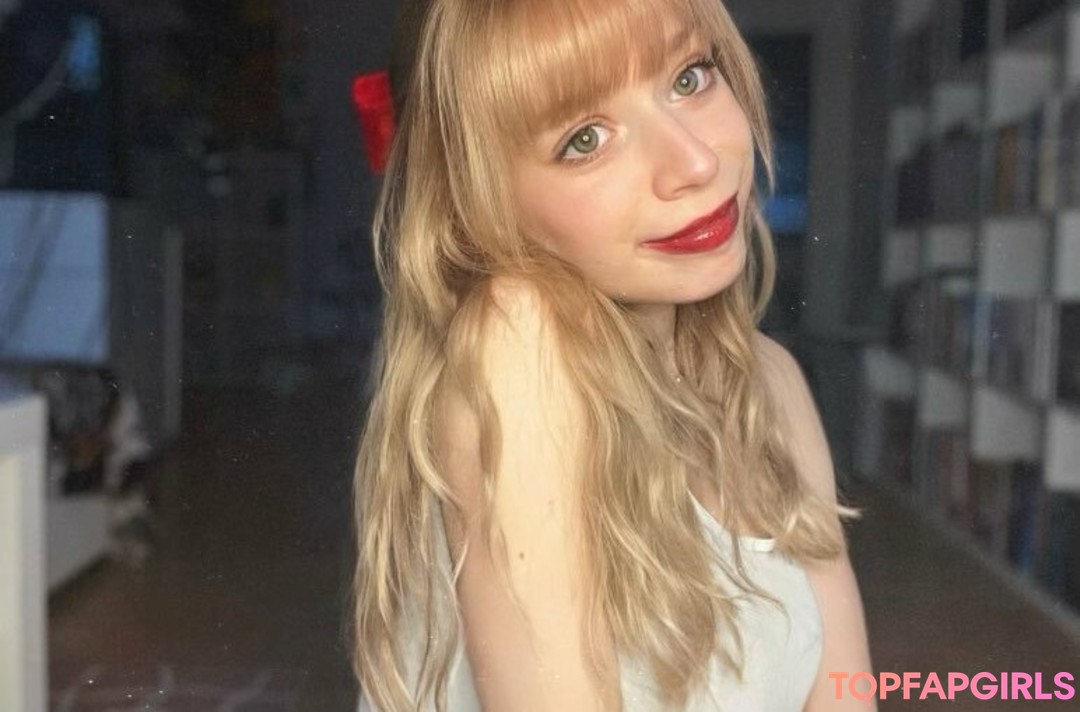 Photo nue de fuite OnlyFans de Legendluna #12 Photo nue de fuite OnlyFans de Legendluna #12