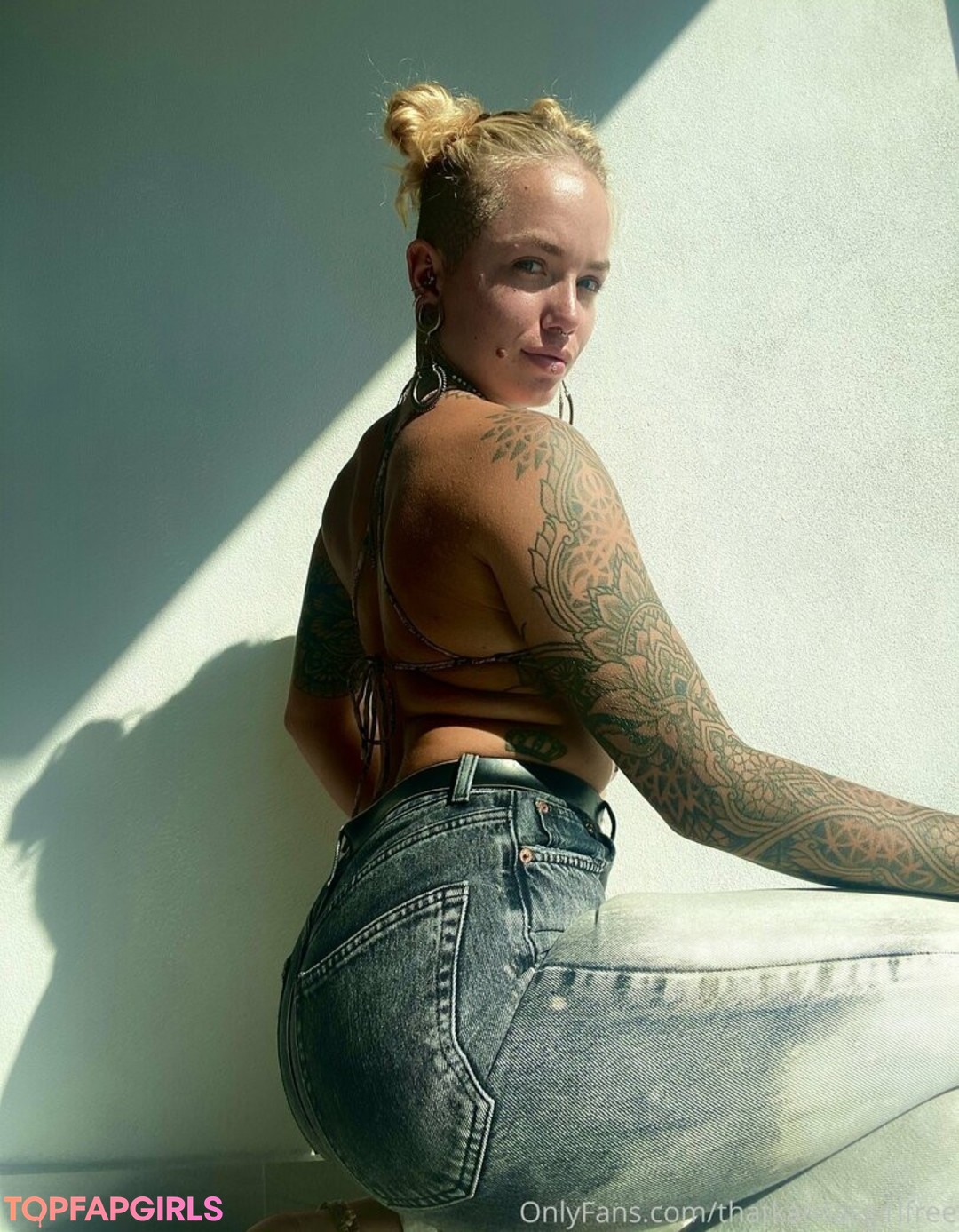 Photo nue de fuite OnlyFans de Thatkansasgirlfree #2 Photo nue de fuite OnlyFans de Thatkansasgirlfree #2