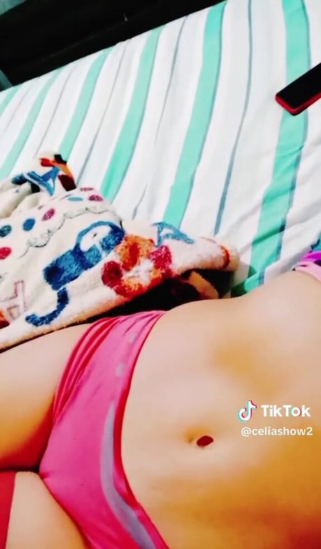 Photo nue de fuite OnlyFans de Celiayoutube