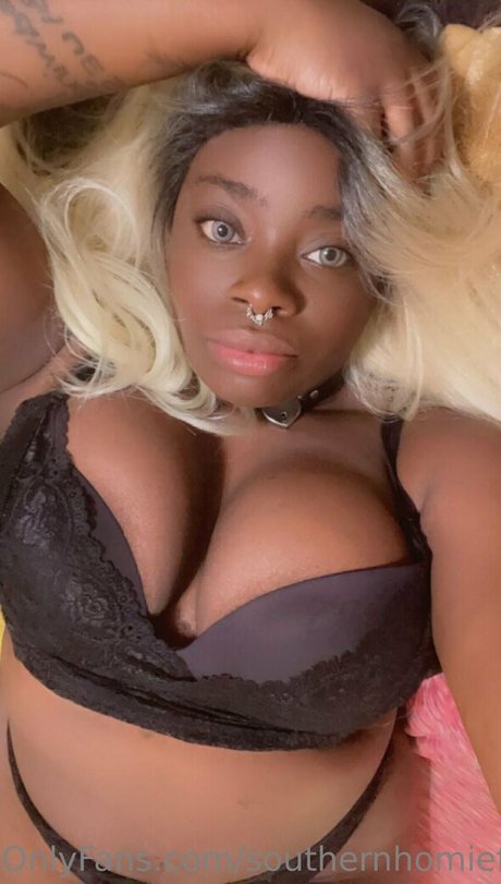 Photo nue de fuite OnlyFans de Southernhomiefree