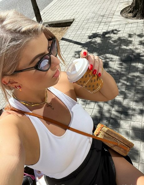 Photo nue de fuite OnlyFans de Housewifekim