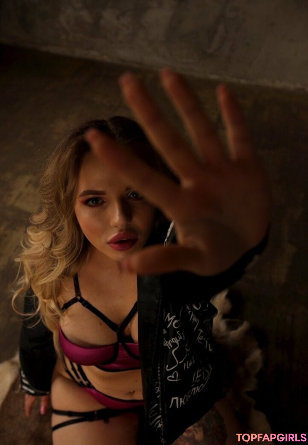 Photo nue de fuite OnlyFans de Desiredannachristin #71 Photo nue de fuite OnlyFans de Desiredannachristin #71