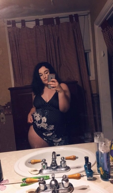 Photo nue de fuite OnlyFans de Roxieyourdream