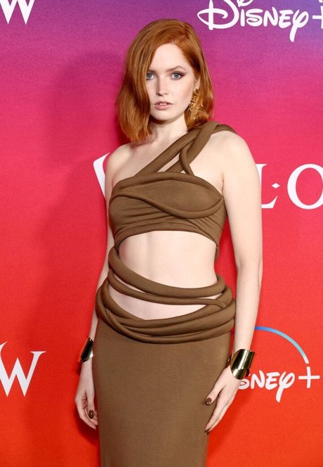 Ellie Bamber