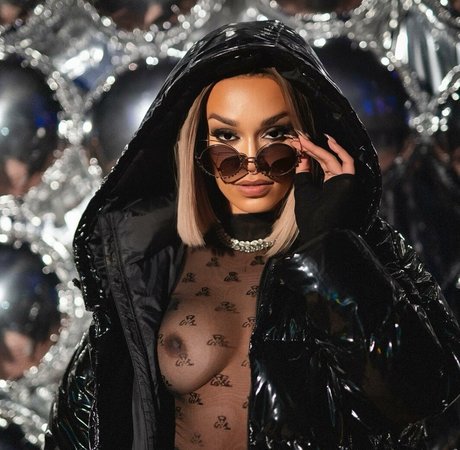 Photo nue de fuite OnlyFans de Pearl Thusi