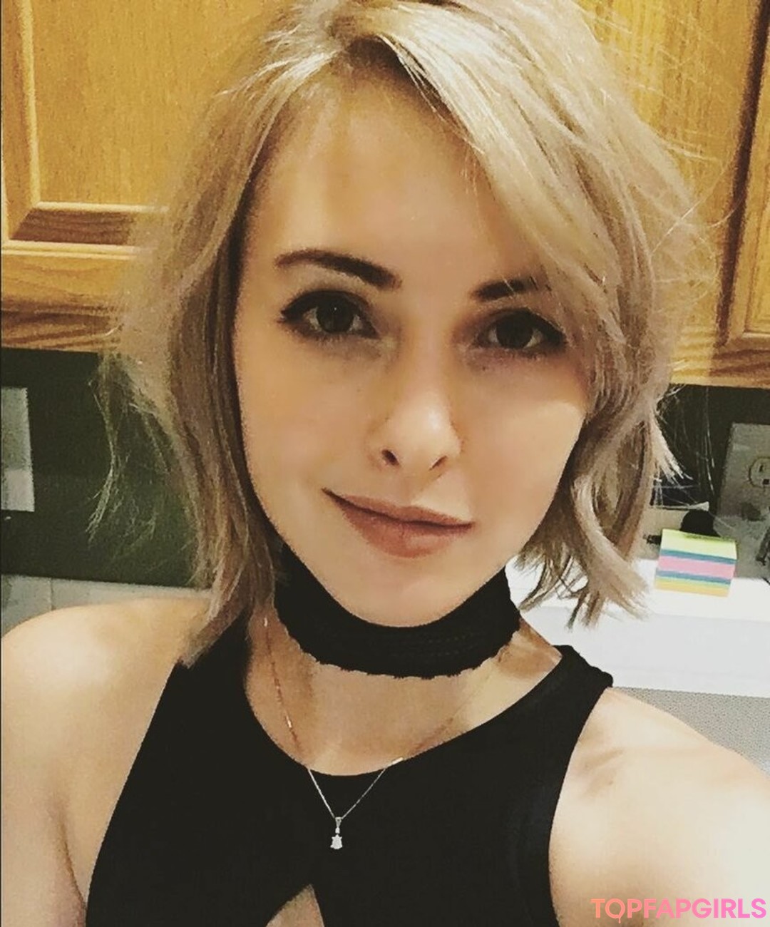 Photo nue de fuite OnlyFans de Littleluckycharm #9 Photo nue de fuite OnlyFans de Littleluckycharm #9