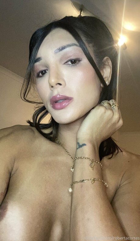 Photo nue de fuite OnlyFans de Robertacortes