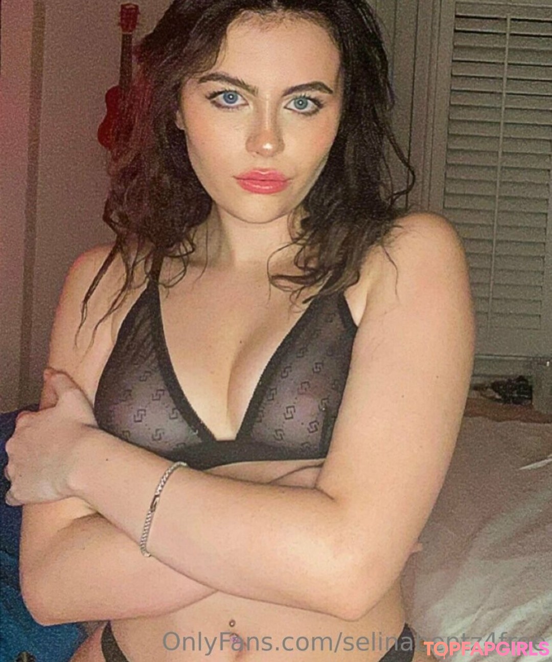 Photo nue de fuite OnlyFans de Selinabentz4free #81 Photo nue de fuite OnlyFans de Selinabentz4free #81