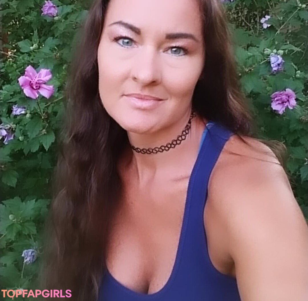 Photo nue de fuite OnlyFans de Baddie2thebone #48 Photo nue de fuite OnlyFans de Baddie2thebone #48