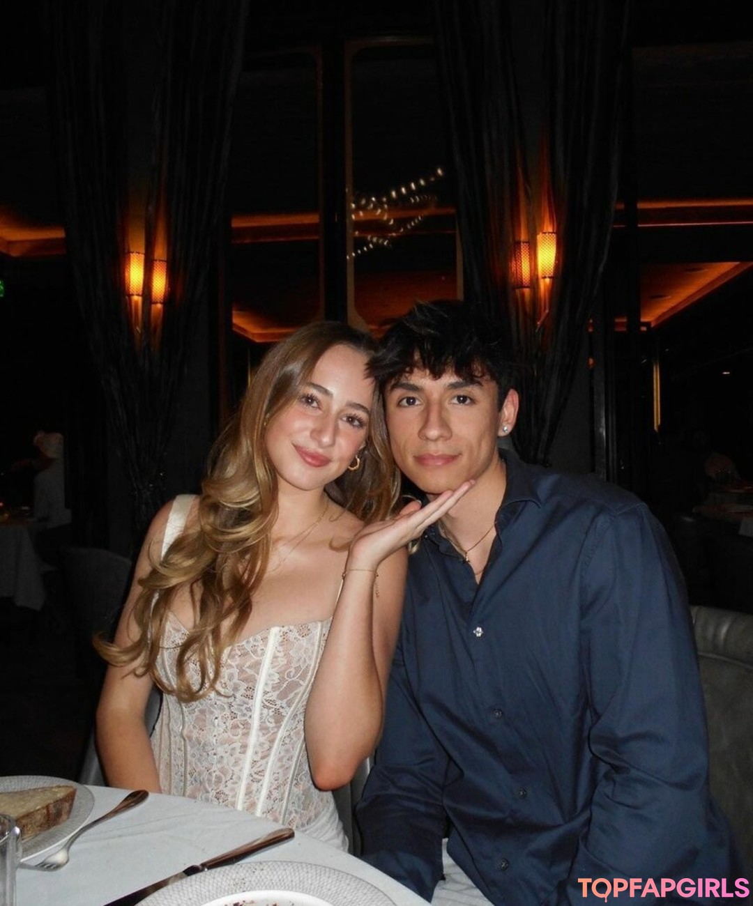 Photo nue de fuite OnlyFans de Charlotte Bregman #43 Photo nue de fuite OnlyFans de Charlotte Bregman #43