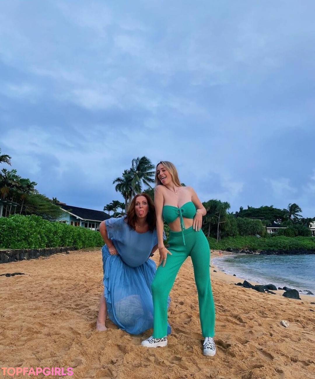 Photo nue de fuite OnlyFans de Charlotte Bregman #8 Photo nue de fuite OnlyFans de Charlotte Bregman #8