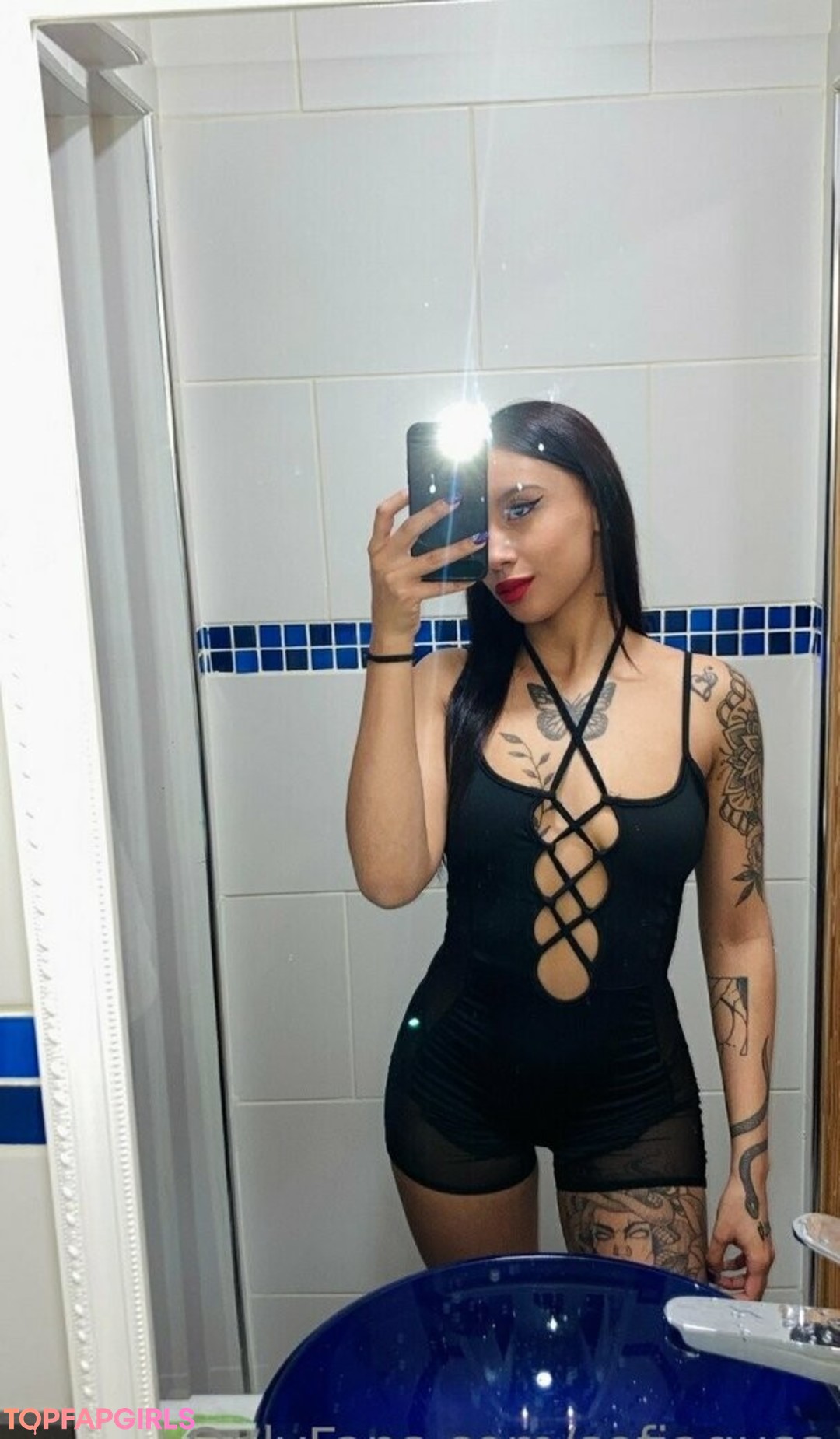 Photo nue de fuite OnlyFans de Ccapricorniana99 #3 Photo nue de fuite OnlyFans de Ccapricorniana99 #3