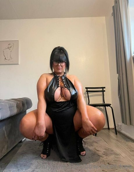 Photo nue de fuite OnlyFans de Bbwmomfree