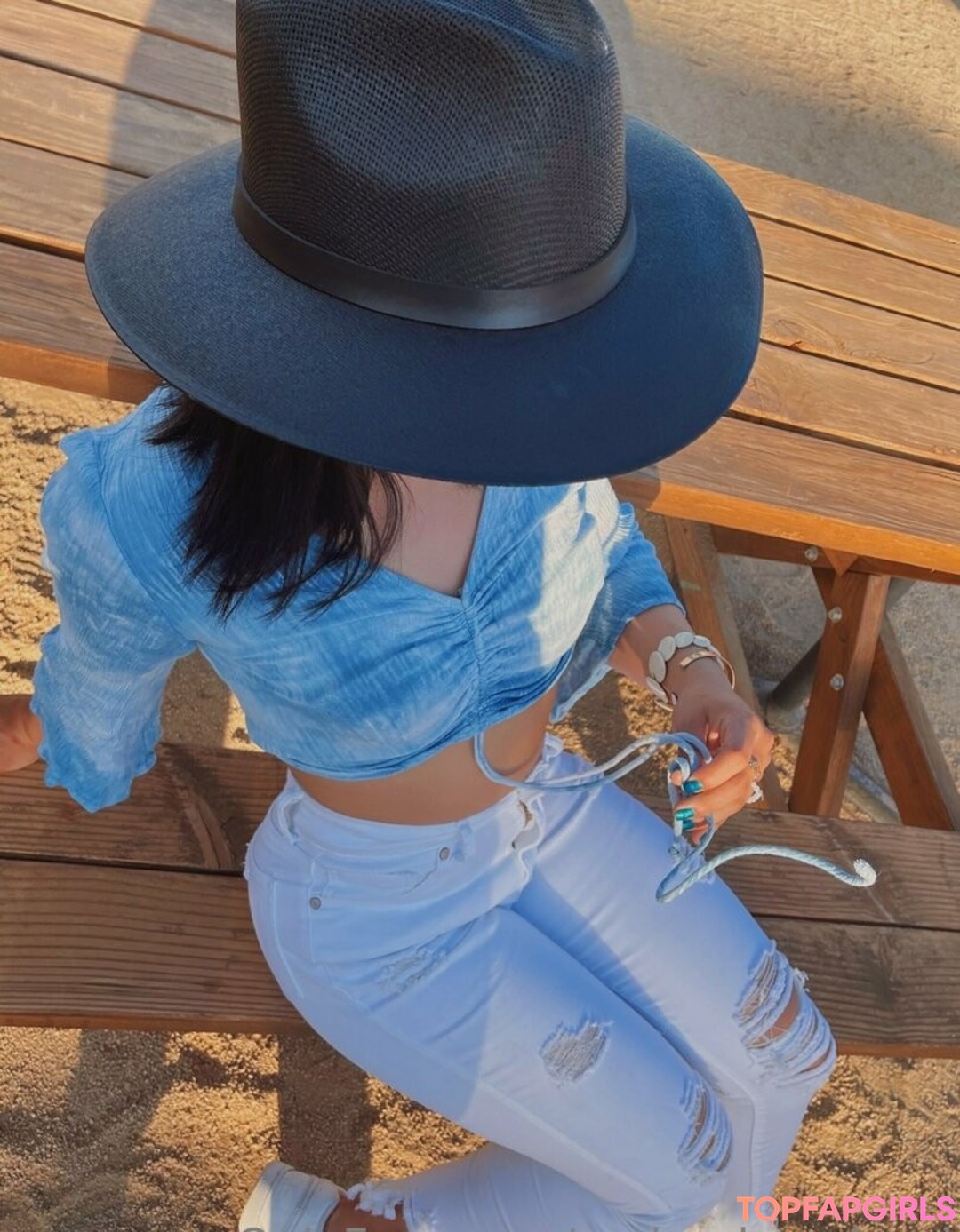 Photo nue de fuite OnlyFans de Andrealuna4real #8 Photo nue de fuite OnlyFans de Andrealuna4real #8