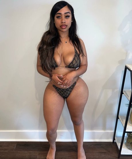 Photo nue de fuite OnlyFans de Nuria Depina