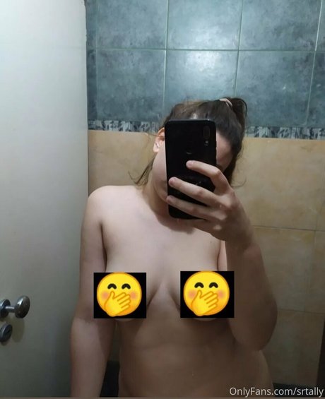 Photo nue de fuite OnlyFans de Srtally