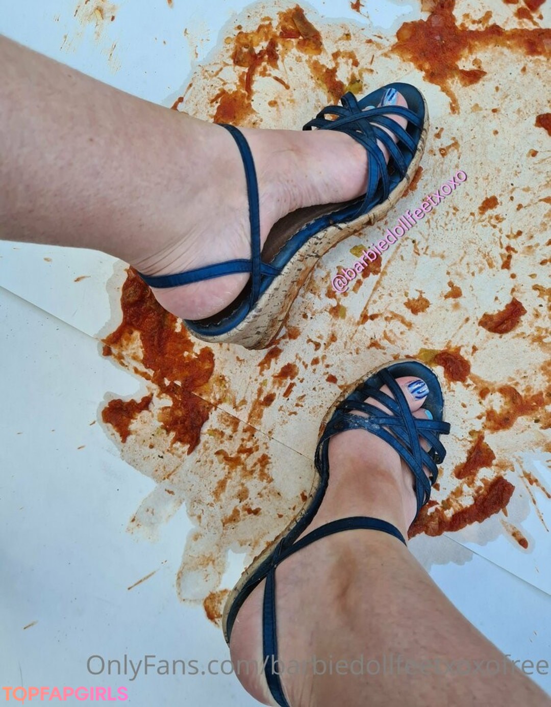 Photo nue de fuite OnlyFans de Barbiedollfeetxoxofree #76 Photo nue de fuite OnlyFans de Barbiedollfeetxoxofree #76