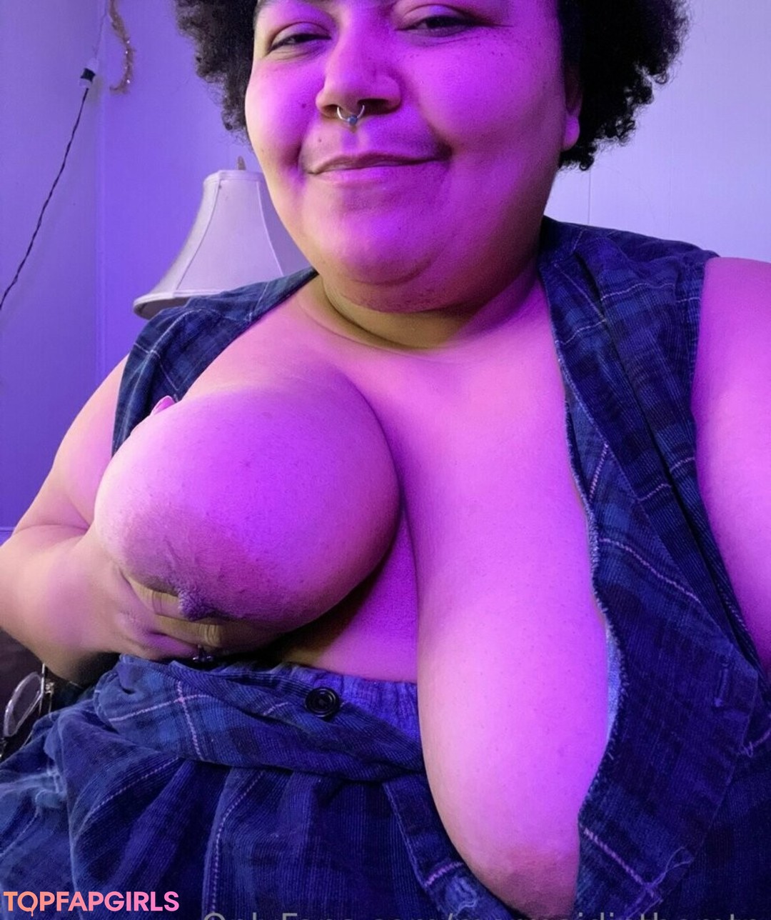 Photo nue de fuite OnlyFans de Mermaidinthemtn #28 Photo nue de fuite OnlyFans de Mermaidinthemtn #28