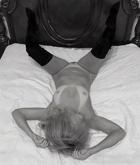 Photo nue de fuite OnlyFans de Malibustringskristen