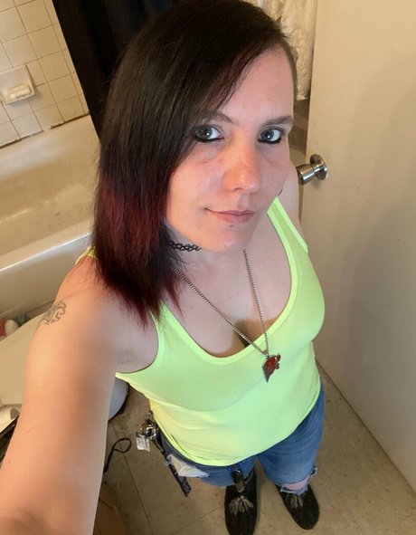 Photo nue de fuite OnlyFans de Barrelbabe2020