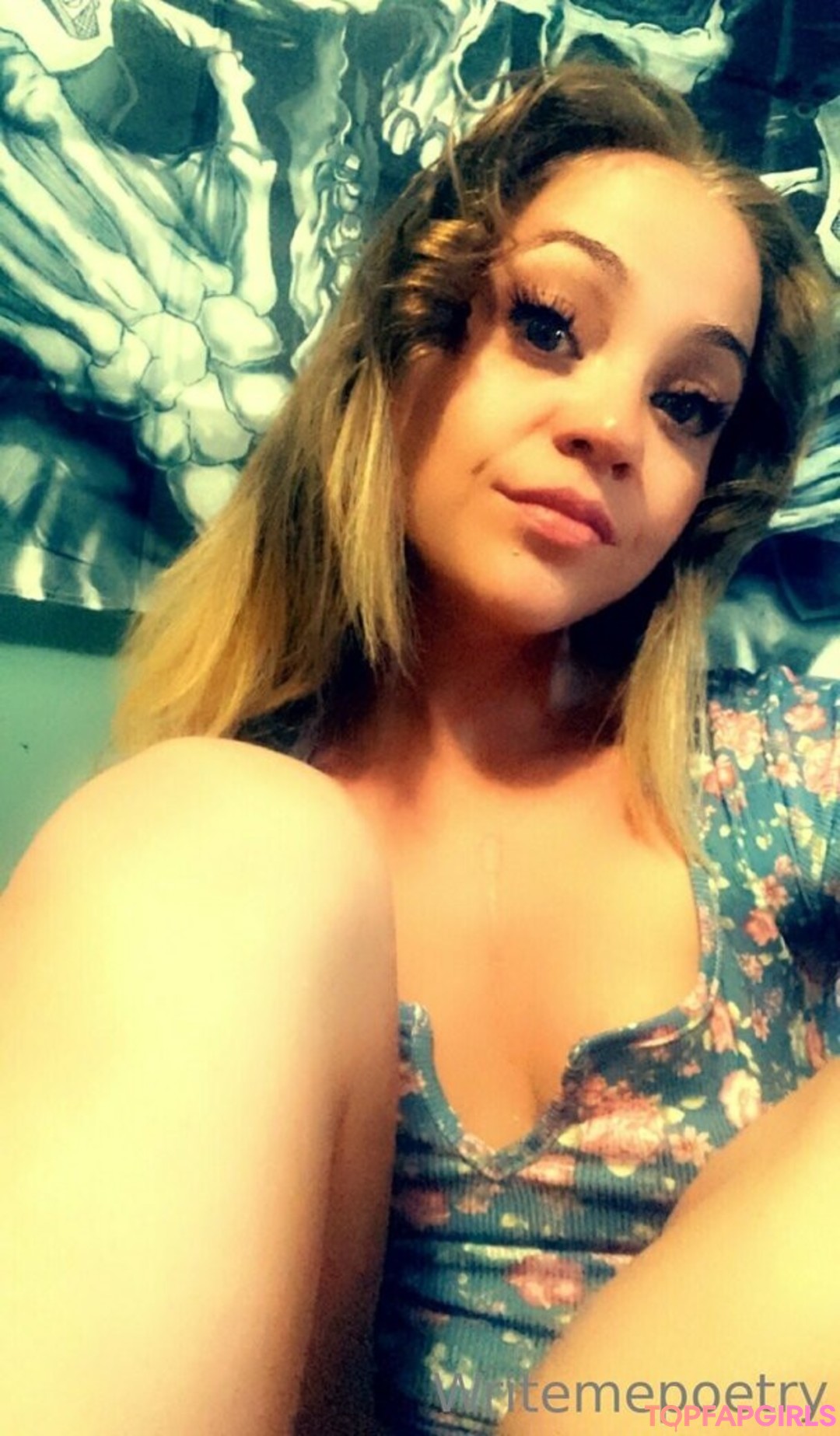 Photo nue de fuite OnlyFans de Writemepoetry #9 Photo nue de fuite OnlyFans de Writemepoetry #9