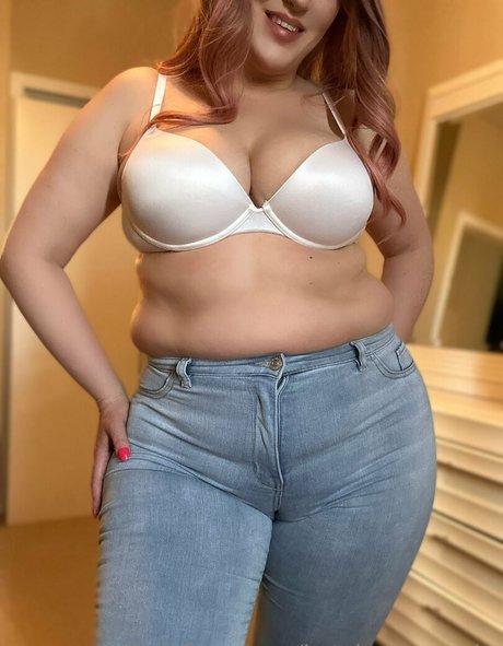 Photo nue de fuite OnlyFans de Katylovessnacks