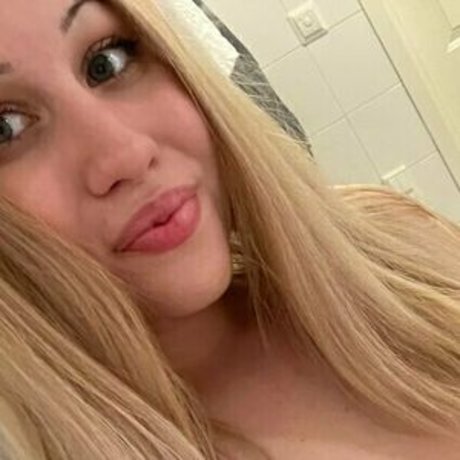 Photo nue de fuite OnlyFans de Foresttxo