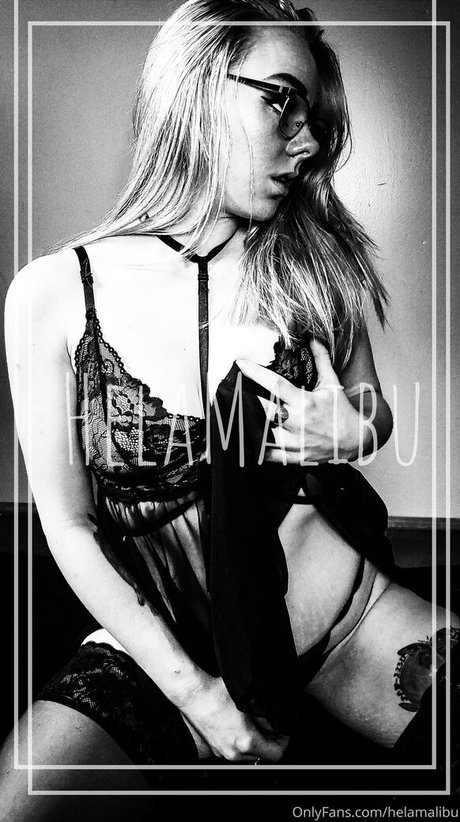 Photo nue de fuite OnlyFans de Helamalibu