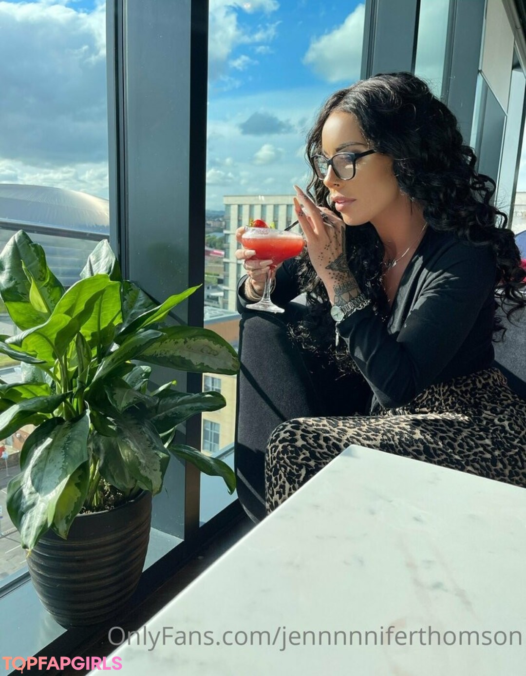 Photo nue de fuite OnlyFans de Jennnnniferthomson #1050