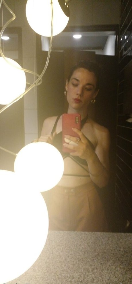 Photo nue de fuite OnlyFans de Theladyfromshanghai