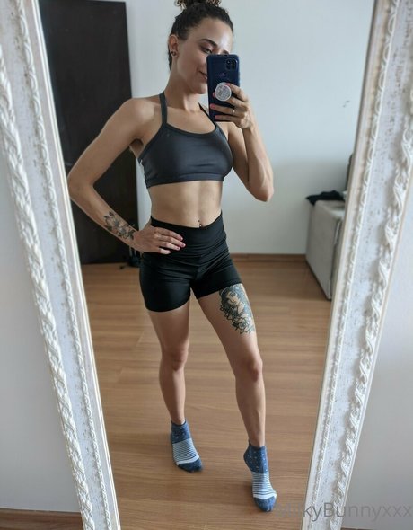 Hairyangela