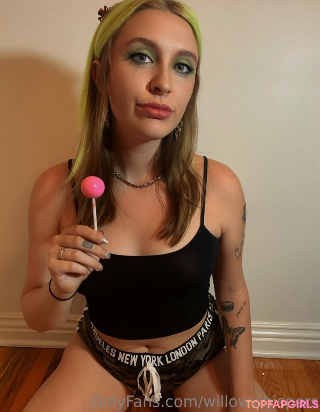 Photo nue de fuite OnlyFans de Willowwhispers #113 Photo nue de fuite OnlyFans de Willowwhispers #113