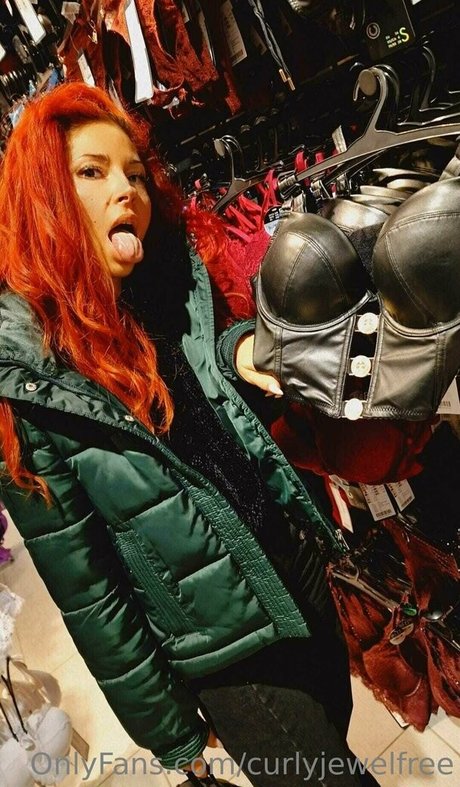 Curlyjewelfree