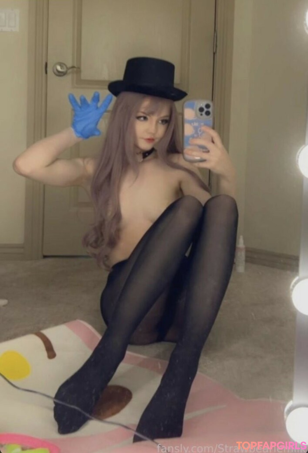 Photo nue de fuite OnlyFans de Strawberrymillk #234 Photo nue de fuite OnlyFans de Strawberrymillk #234