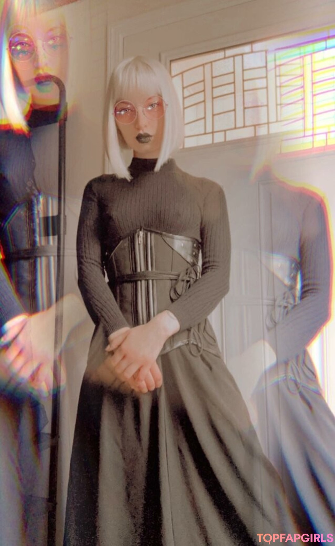 Photo nue de fuite OnlyFans de Violetscabaret #4 Photo nue de fuite OnlyFans de Violetscabaret #4