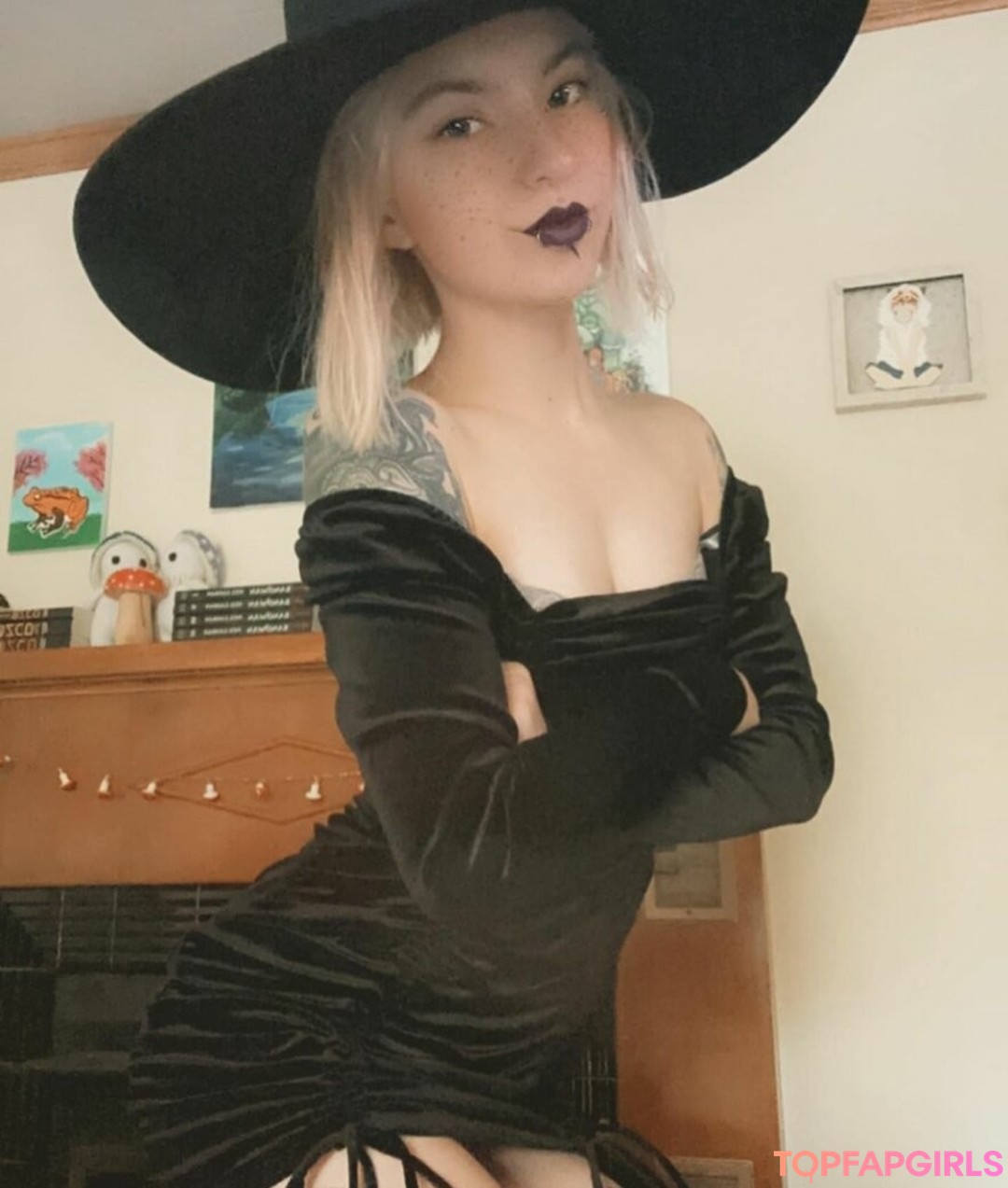 Photo nue de fuite OnlyFans de Violetscabaret #42 Photo nue de fuite OnlyFans de Violetscabaret #42