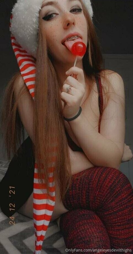 Photo nue de fuite OnlyFans de Angel Eyes Devil Thighs