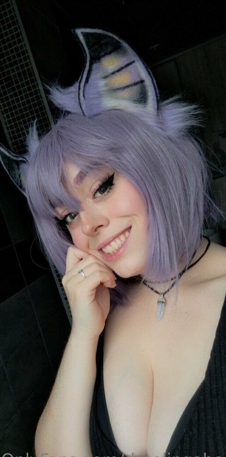 DroolingAhegaoQueen