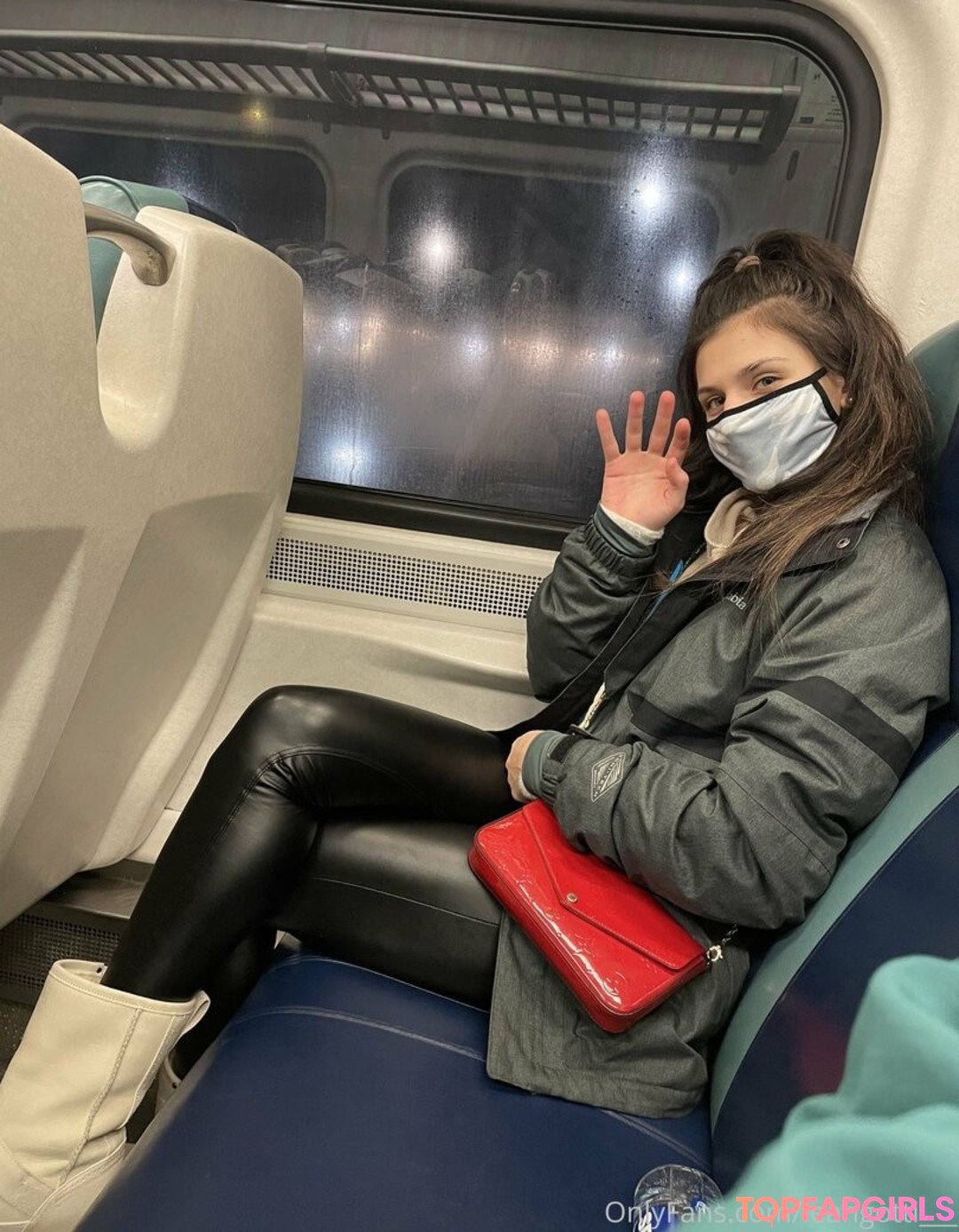 Photo nue de fuite OnlyFans de Leah Gotti #1316