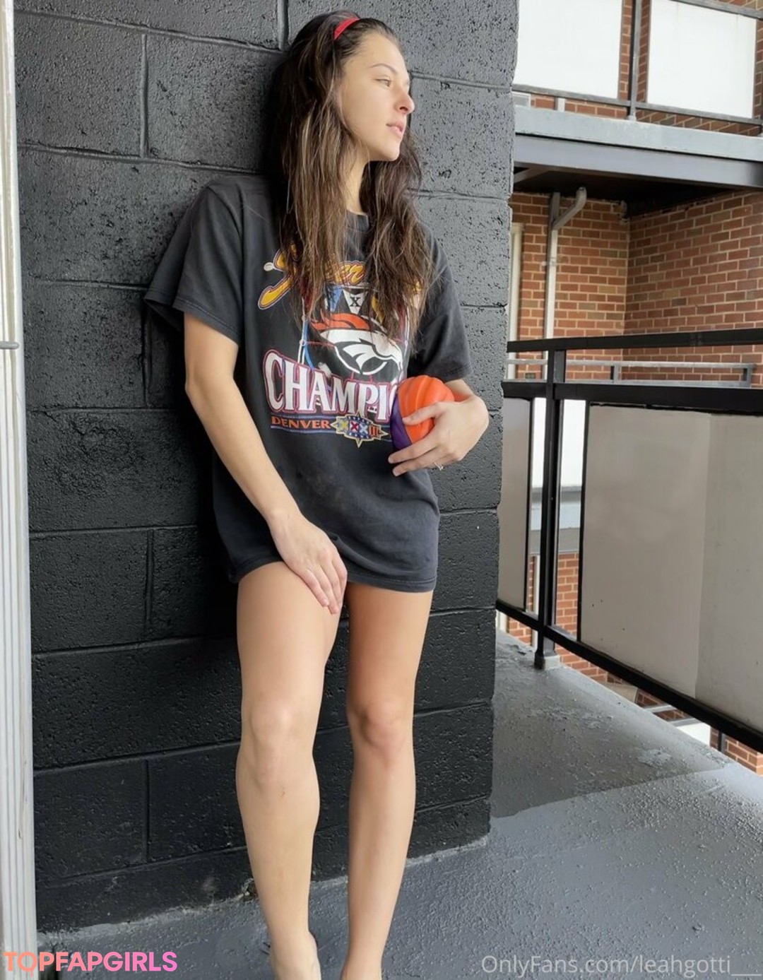 Photo nue de fuite OnlyFans de Leah Gotti #1430
