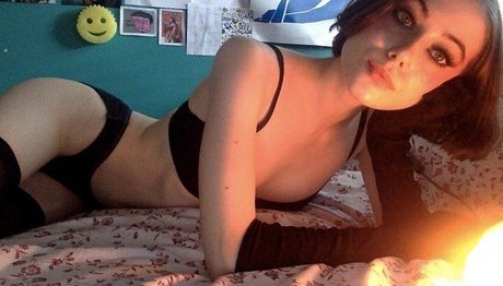 Photo nue de fuite OnlyFans de Clamgirl