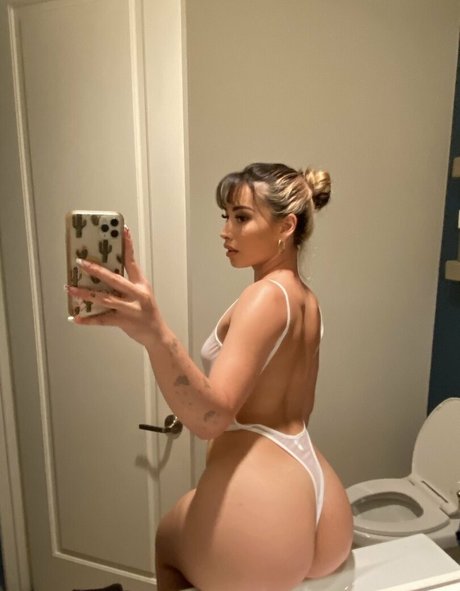 Aria Lee