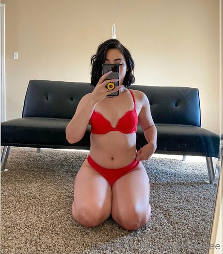 Photo nue de fuite OnlyFans de Jaixpetite