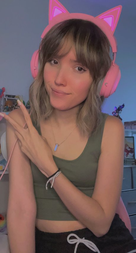 Photo nue de fuite OnlyFans de Strawberry Girl Kairi