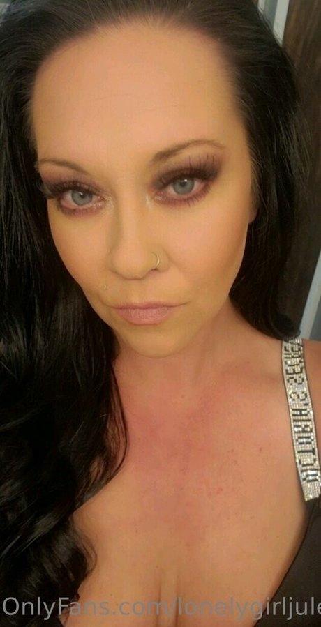 Lonelygirljules