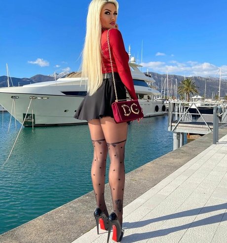 Photo nue de fuite OnlyFans de Jelena Unikat