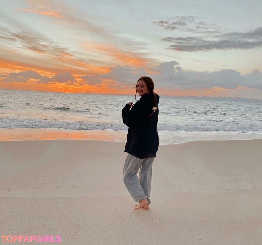 Photo nue de fuite OnlyFans de Hayley Aurisch #236 Photo nue de fuite OnlyFans de Hayley Aurisch #236