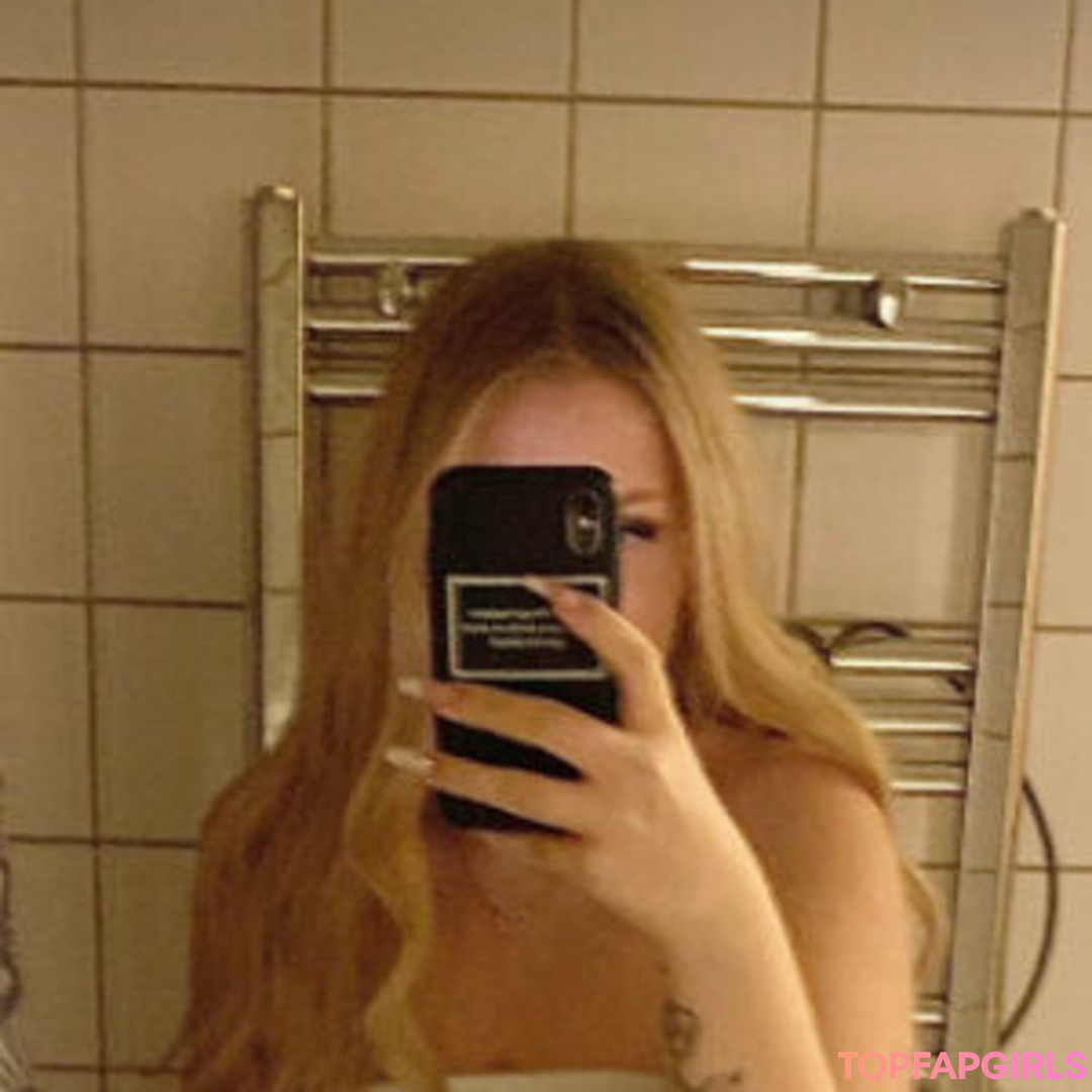 Photo nue de fuite OnlyFans de Blondieebabez #11 Photo nue de fuite OnlyFans de Blondieebabez #11