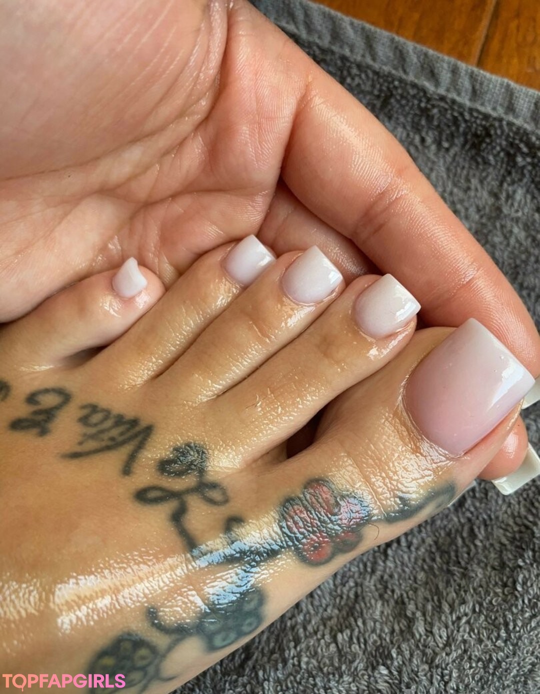 Photo nue de fuite OnlyFans de Toldtruths #97 Photo nue de fuite OnlyFans de Toldtruths #97