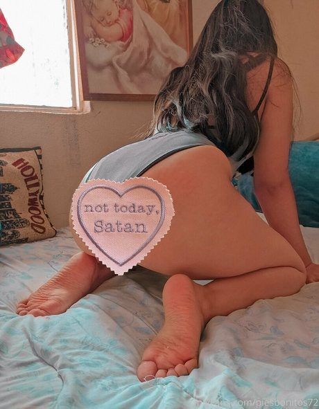 Photo nue de fuite OnlyFans de Piesbonitos72